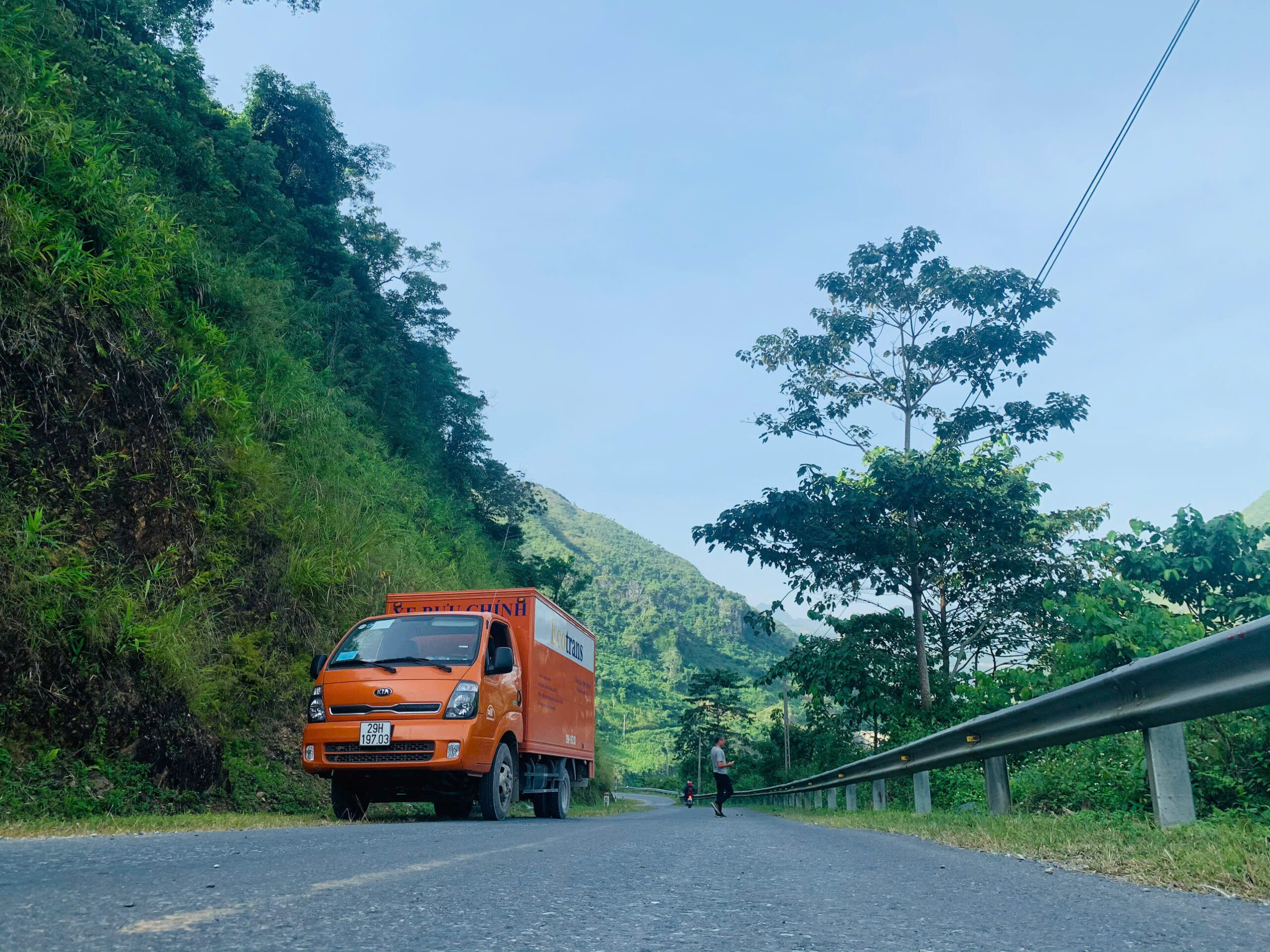 Dịch Vụ Cho Thuê Xe Tải Đi Hà Giang - Bảng Giá & Quy Trình Đặt Xe